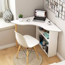 Bureau Triangle EsEntL : Optimisez votre espace de travail avec style